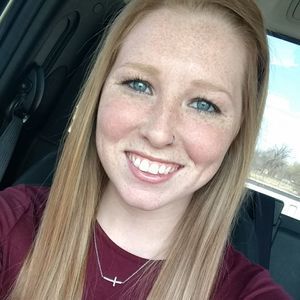 Meet your Posher, Caitlyn